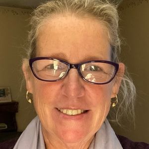 Meet your Posher, Ellen